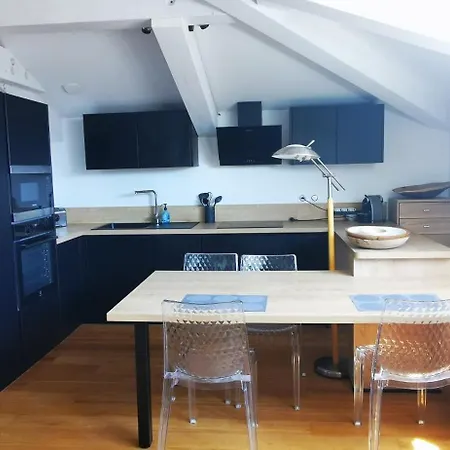 Dans Maison Contemporaine Appartamento *
