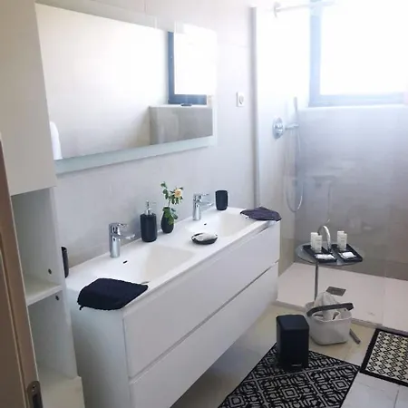 شقة Dans Maison Contemporaine - Classe 3 Etoiles *